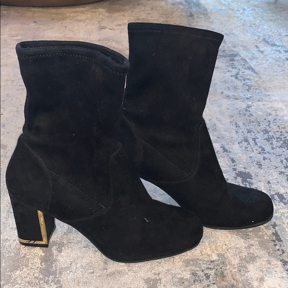 karl lagerfeld black suede booties size 7 (worn) - Picture 2 of 4
